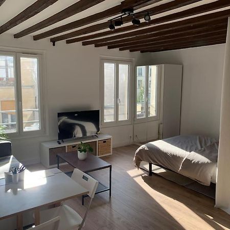 Studio Lumineux, Refait A Neuf, Metro Jourdain Paris Bagian luar foto