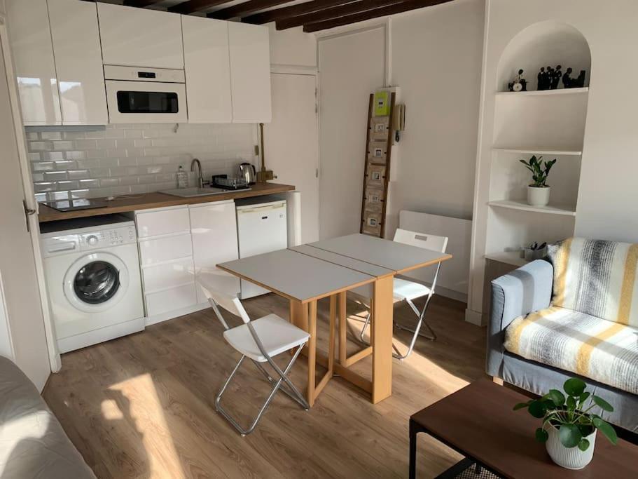 Studio Lumineux, Refait A Neuf, Metro Jourdain Paris Bagian luar foto
